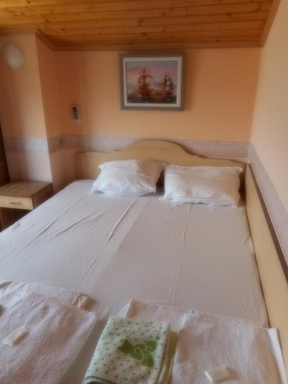 Guest Rooms Ribarska Hizha Shabla Habitación foto